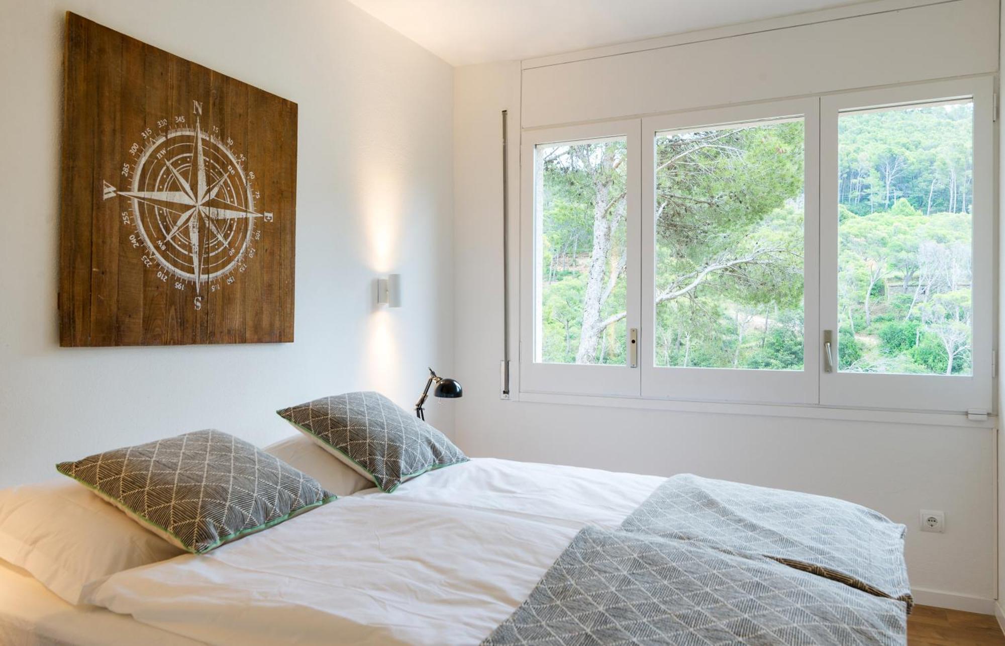 Appartamento La Vie En Rouge Sa Riera Duplex, Private Parking Begur Esterno foto